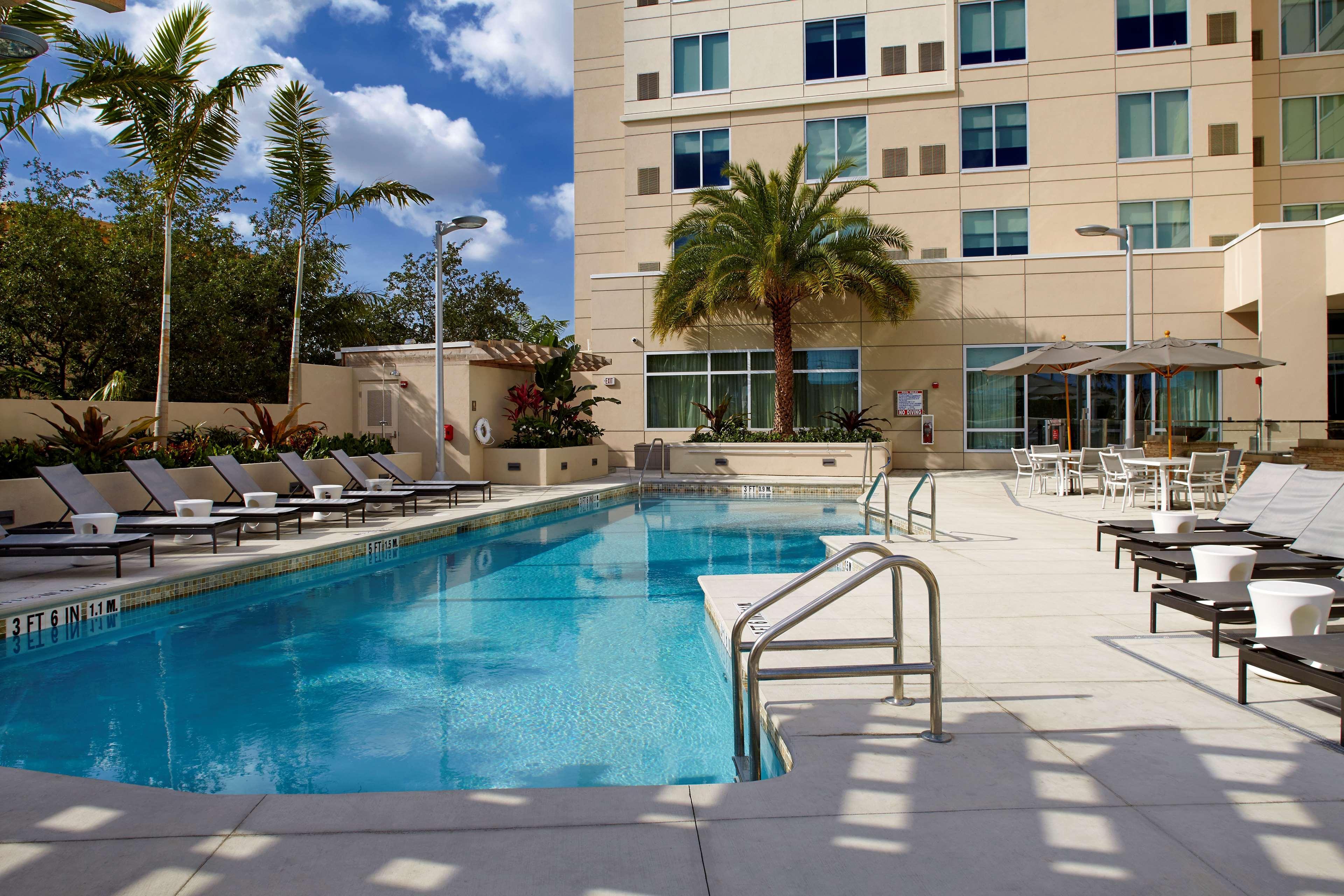 Hotel Hyatt Place Miami Airport East Exterior foto